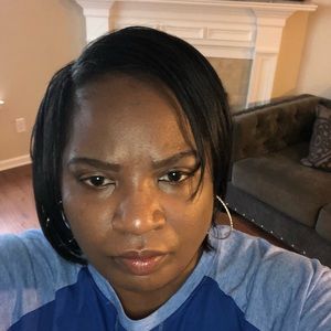 Meet your Posher, Latonya